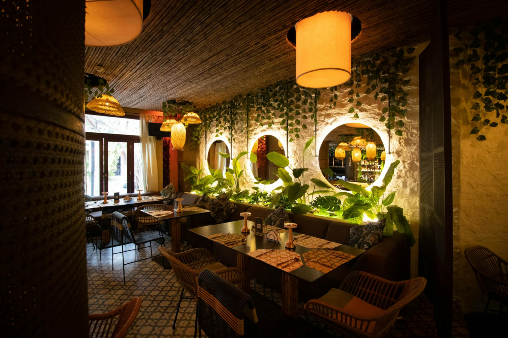 An inviting interior of a vegan restaurant in Las Vegas, showcasing the vibrant atmosphere. — vegan burgers Las Vegas