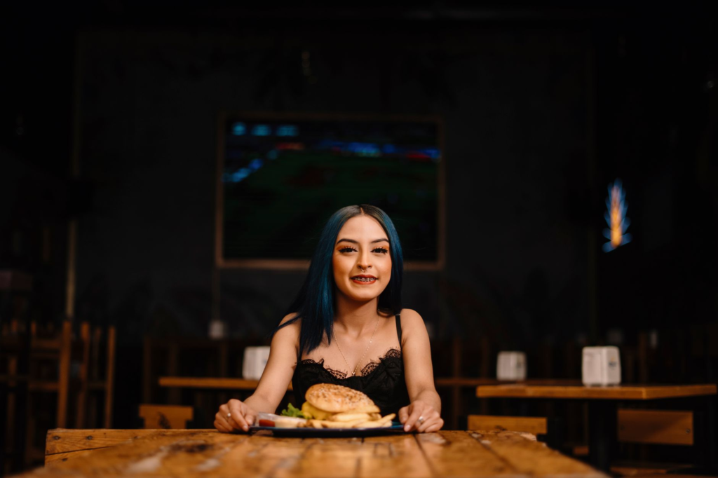 A vibrant dining atmosphere at a top Las Vegas burger restaurant. — gourmet burgers Las Vegas