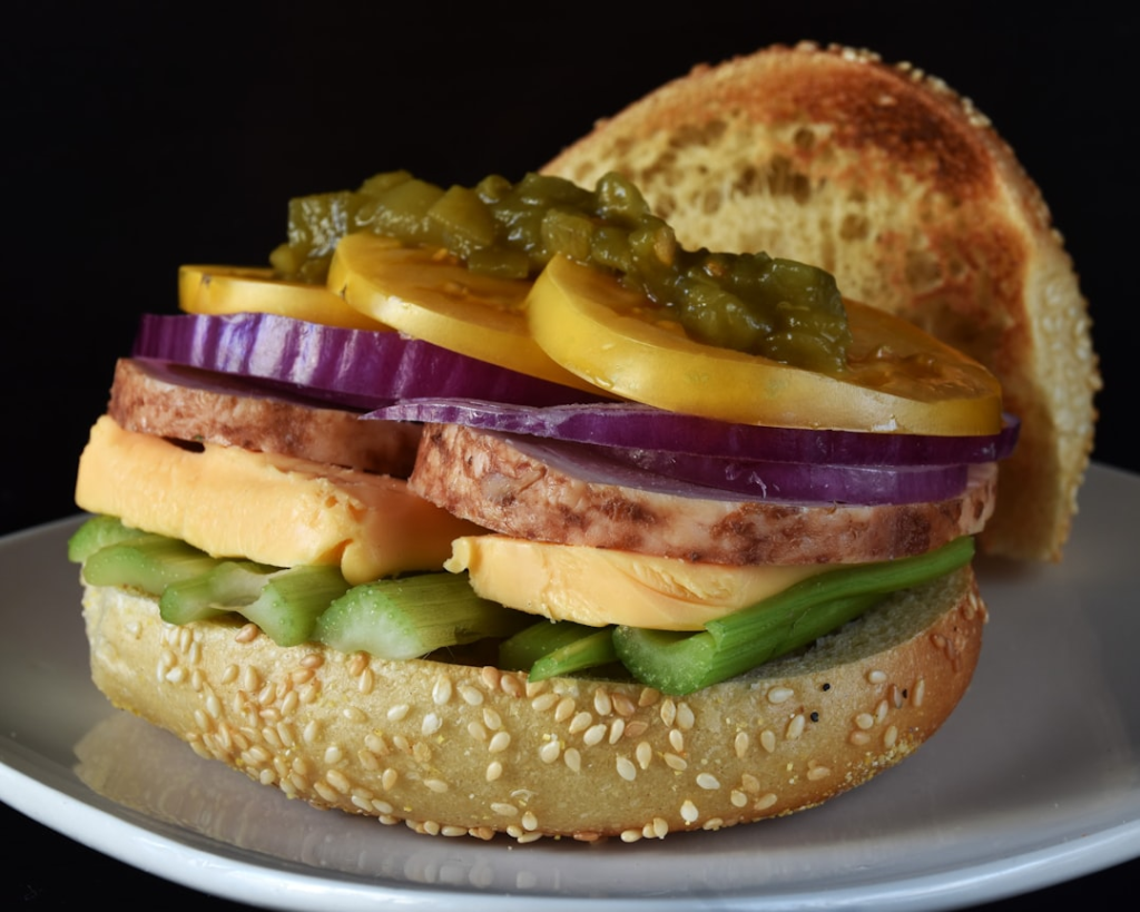A vibrant presentation of the Spicy Jalapeño Burger topped with fresh jalapeños — gourmet burgers Las Vegas