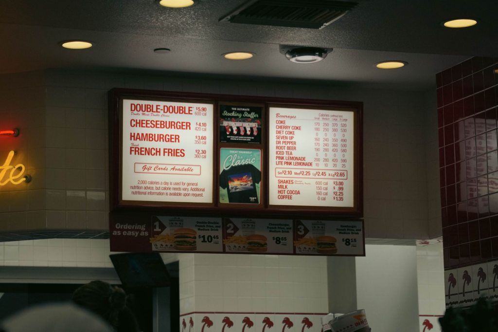 An inviting interior shot of a popular Las Vegas cheeseburger spot filled with diners. — best cheeseburgers in Las Vegas