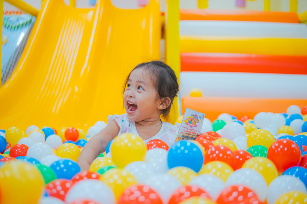 Kids laughing and playing in a family-friendly dining area. — family-friendly burgers Las Vegas
