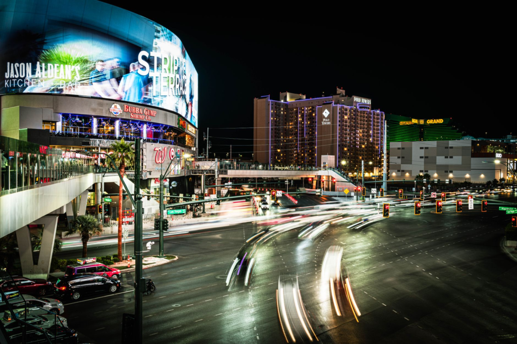 A vibrant photo of a busy Las Vegas restaurant known for its gourmet burgers in Las Vegas.
