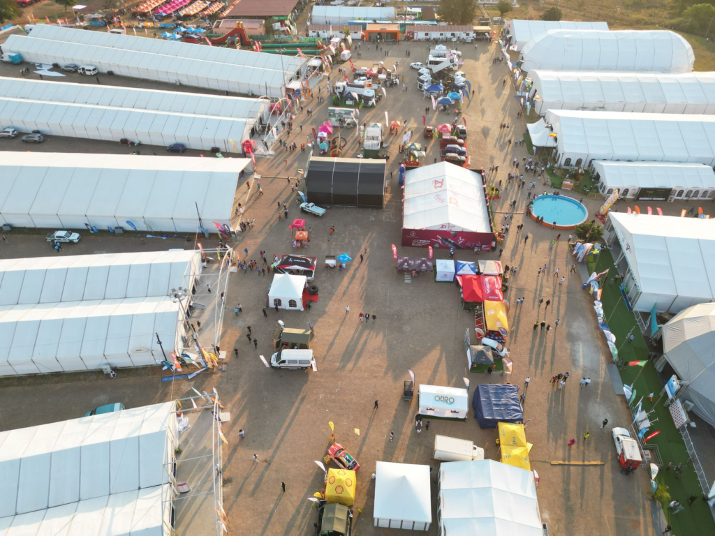 An aerial view of a burger festival showing the layout and variety of food stalls. — burger festivals Las Vegas