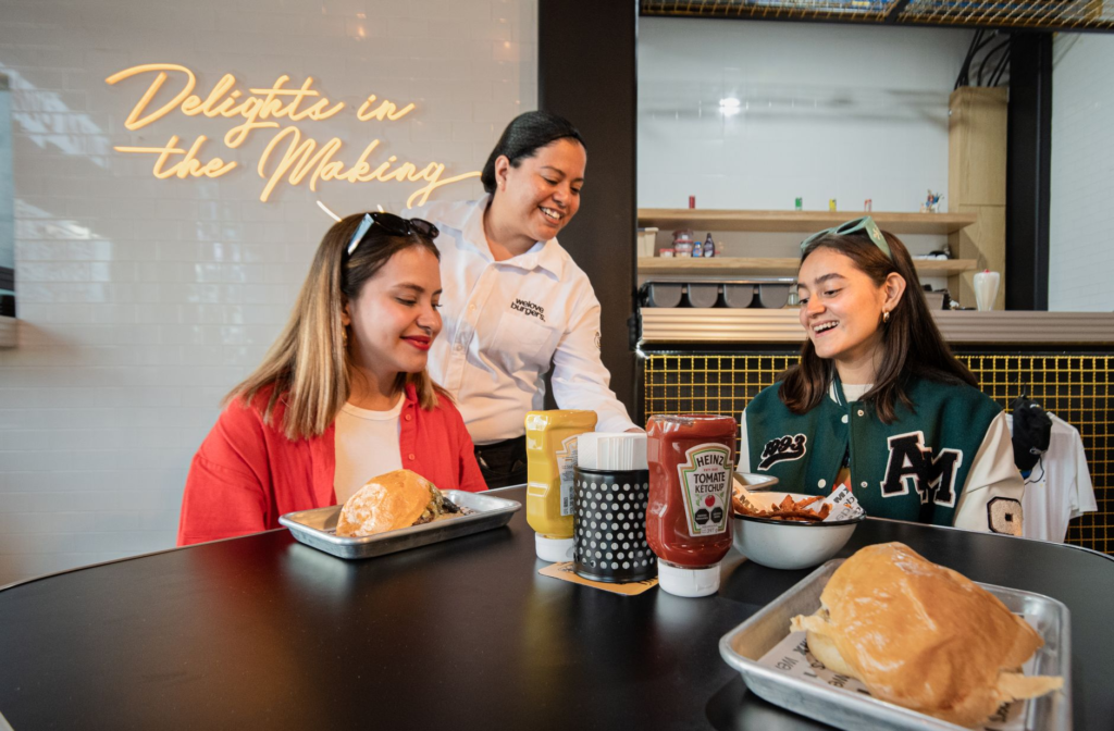 family-friendly burger restaurants Las Vegas