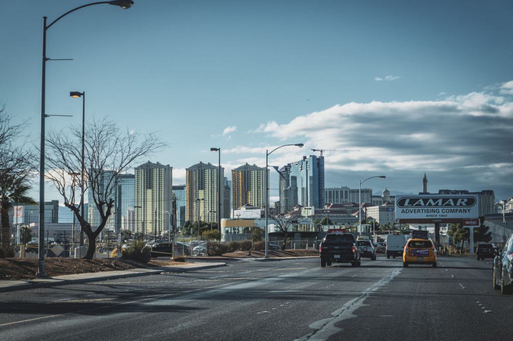Las Vegas burger chains vs locals