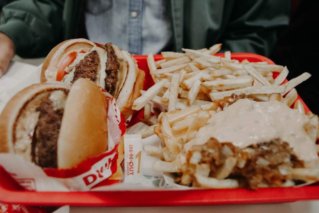 Image of a family enjoying burgers at a Las Vegas burger joint — burger chains Las Vegas